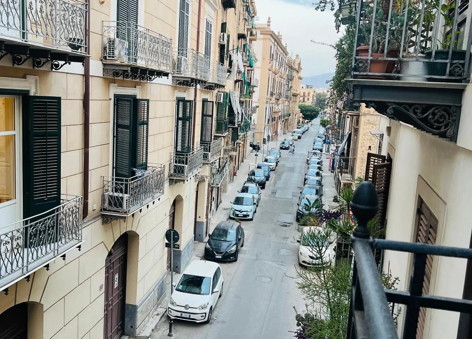Bibi Rooms And Suite Palermo 0*,  Italien